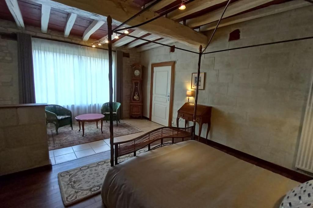 Le Logis De La Tour Villa Loudun Dış mekan fotoğraf