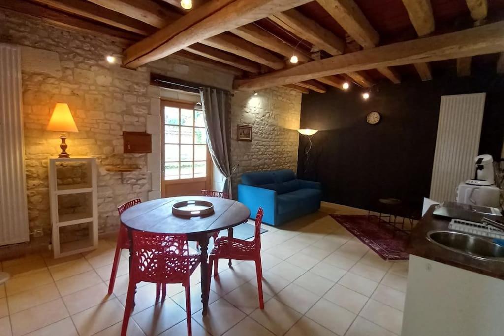Le Logis De La Tour Villa Loudun Dış mekan fotoğraf
